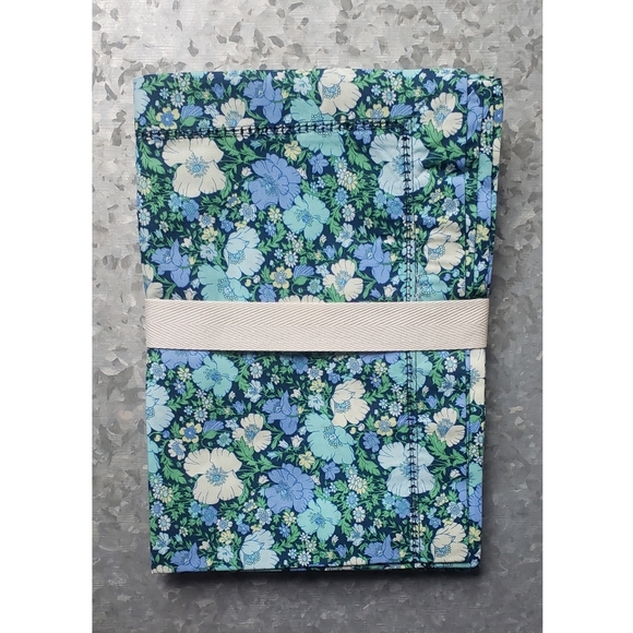 22. J.Crew Limited-edition set-of-four placemats in Liberty® fabrics - Picture 2 of 2